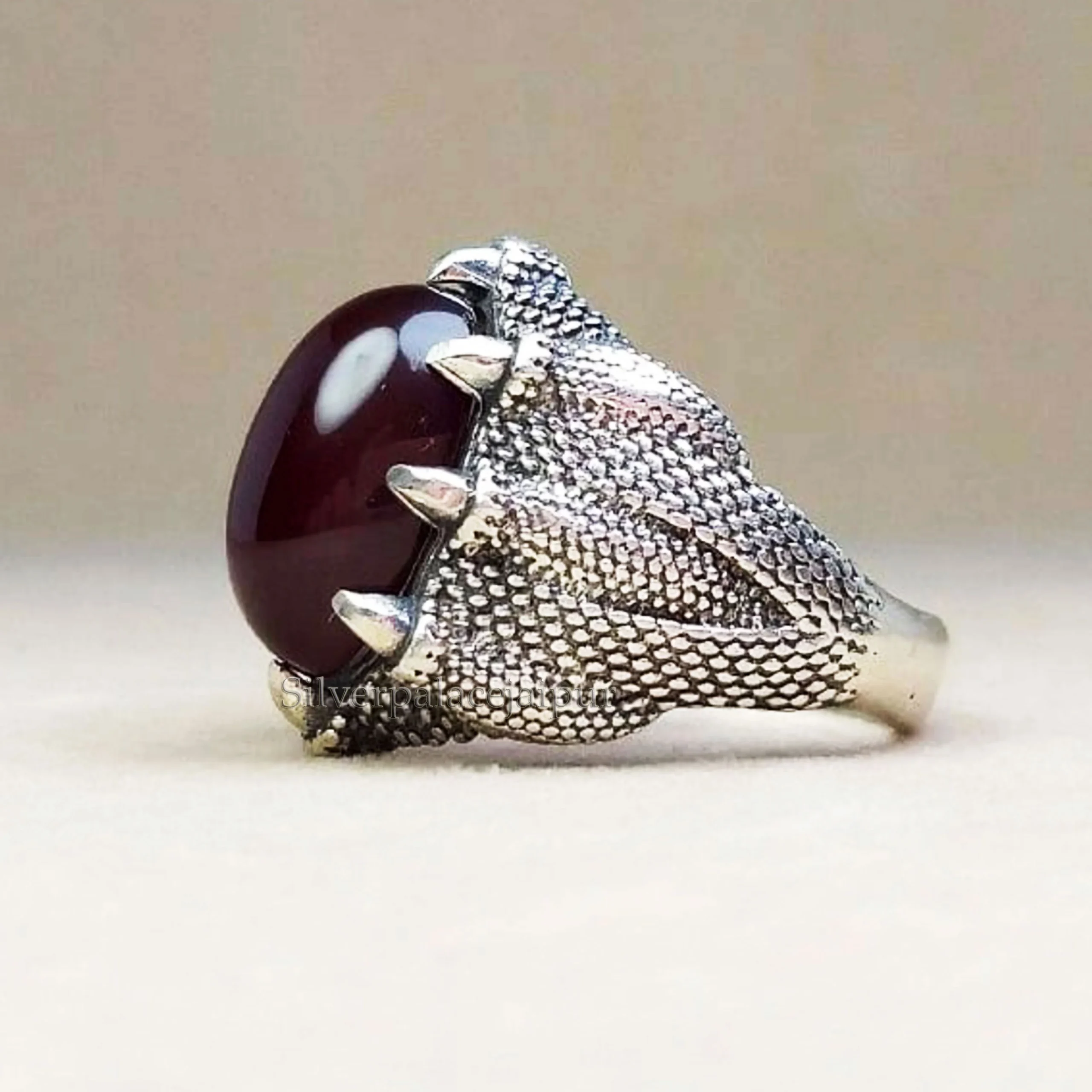 Garnet Ring (1) Garnet Ring