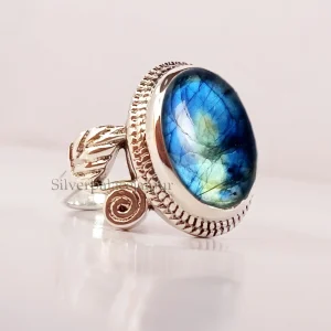 Labradorite Ring, 92.5 Sterling Silver Ring, Natural Blue Labradorite Statement Ring